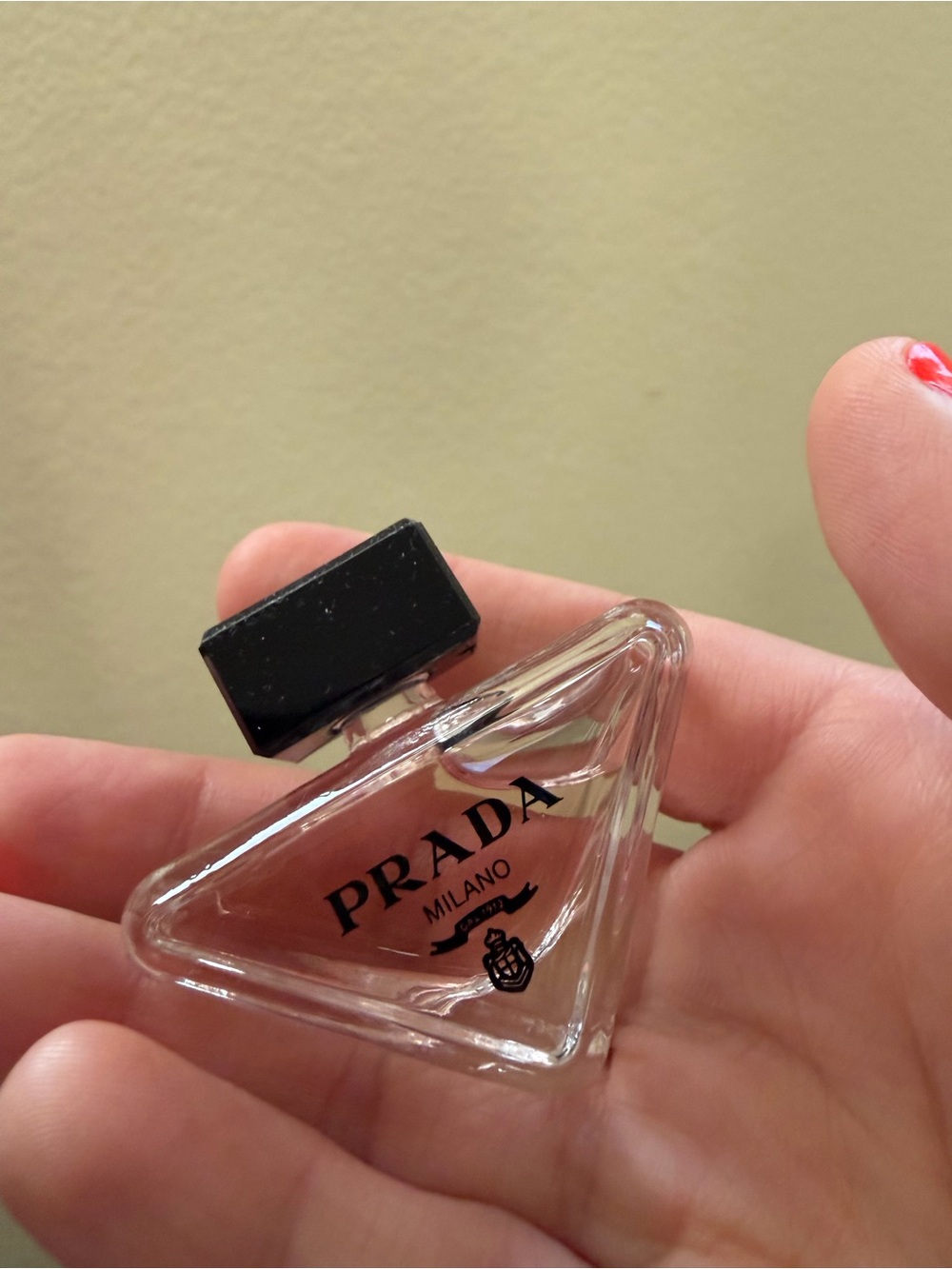 New 4 piece Versace, Dolce & Gabbana, and Prada Beauty Set - Picture 9 of 11